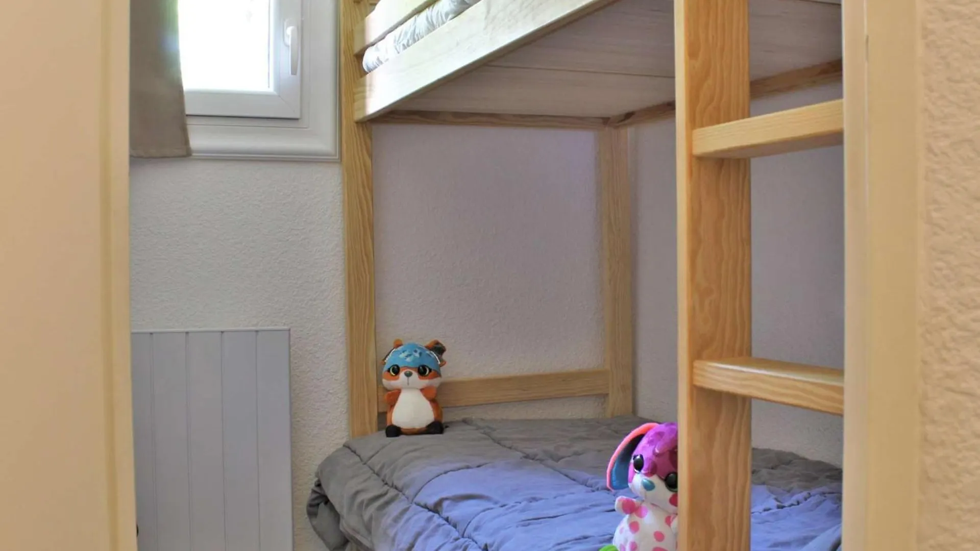 Lägenhet Studio 4 Pers. Avec Balcon Sud, Calme, Parking Gratuit - Risoul 1850 - Fr-1-330-567